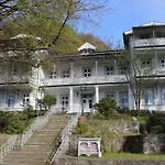 Villa Sanssouci Ferienwohnung Sandburg